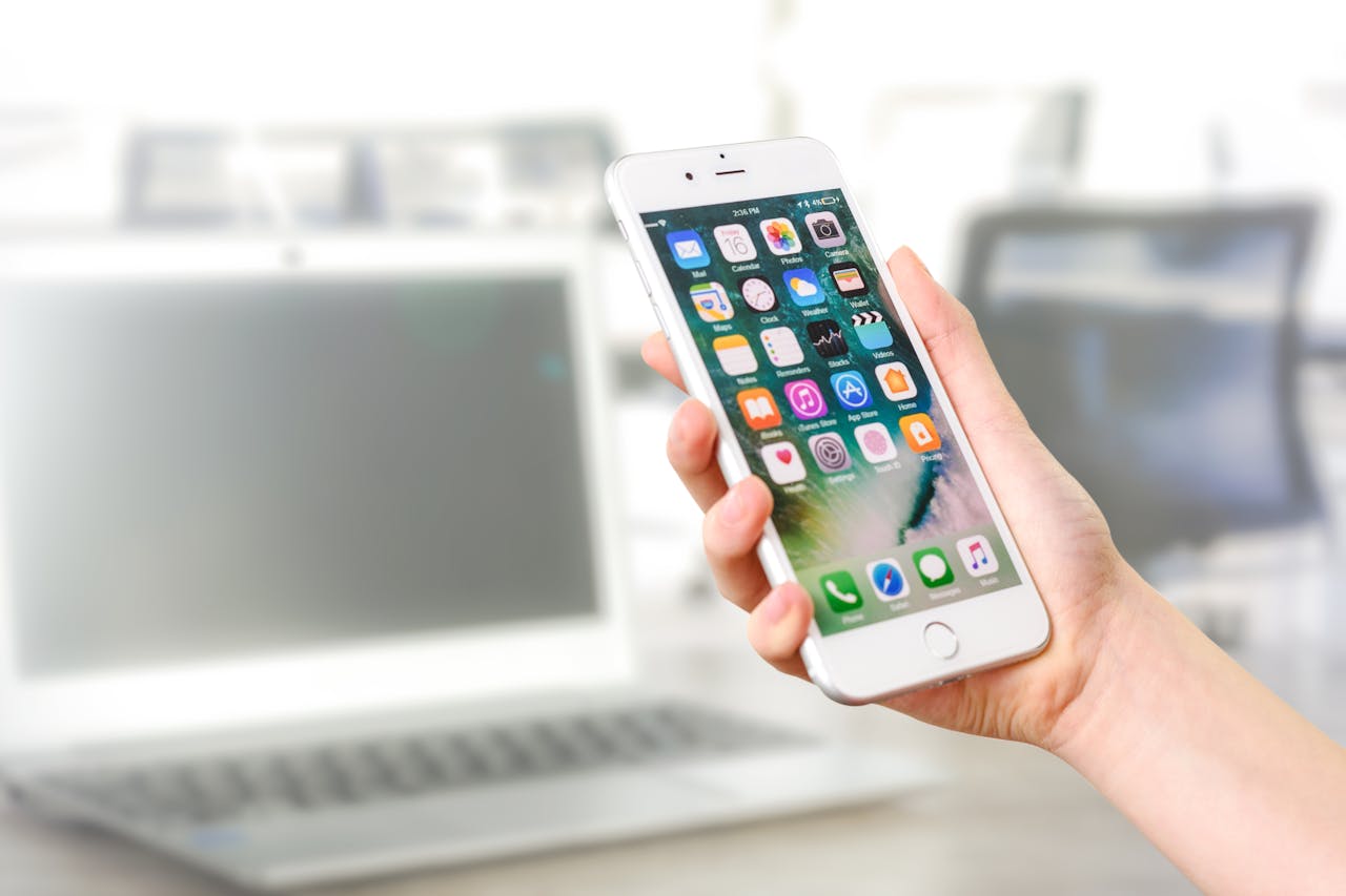 iPhone 17 dan Revolusi Keamanan: Memory Integrity Enforcement sebagai Tembok Digital Terkuat Apple