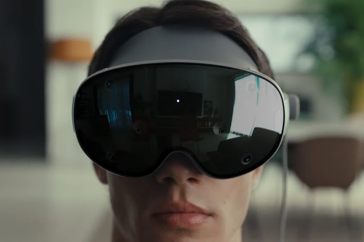 Samsung Galaxy XR: Headset AI Rp 30 Juta Penantang Apple Vision Pro