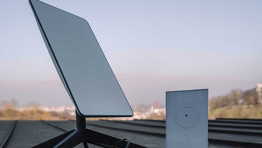 Starlink di Indonesia: Janji, Realita, dan Tantangan di Langit Nusantara